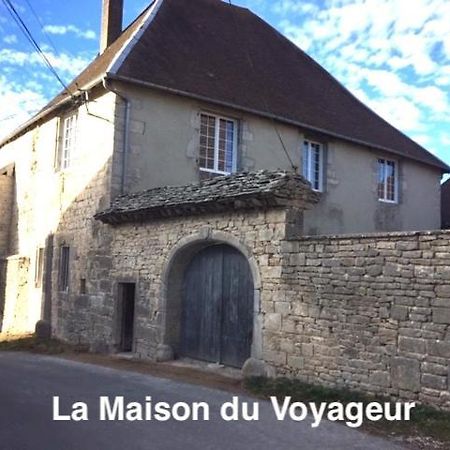 La Maison Du Voyageur 1546 Passavant Exterior foto